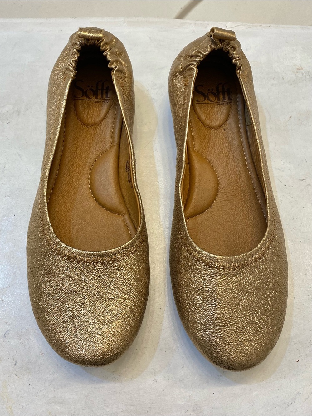 New..SOFFT kenni warm gold leather ballet flats size 7.5M leather loafers